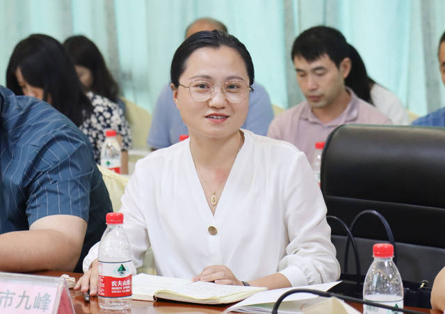 乐昌市九峰镇党委书记赵平平。 乐昌市九峰镇党委书记赵平平。