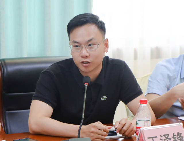 广东春丰天集网络科技有限公司总经理王泽锋。 广东春丰天集网络科技有限公司总经理王泽锋。