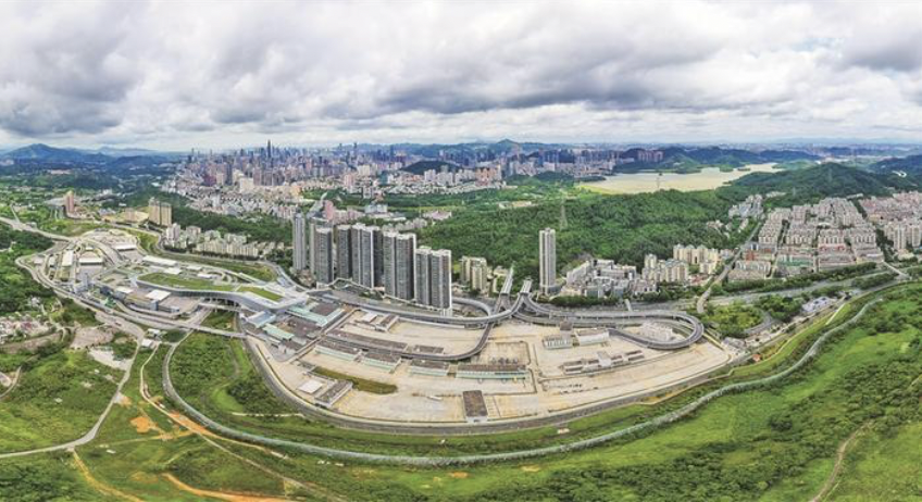 莲塘口岸片区(6月17日摄,无人机全景照片)。新华社发 莲塘口岸片区(6月17日摄,无人机全景照片)。新华社发