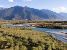 奋力谱写雪域高原新篇章——沿着总书记的足迹之西藏篇