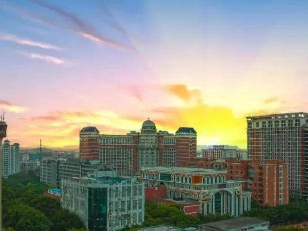 报考南医大必看!2022年广东招生计划与志愿填报指引来了!