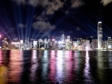 光明日报社论：紫荆花开烂漫时，香港奋发新时代