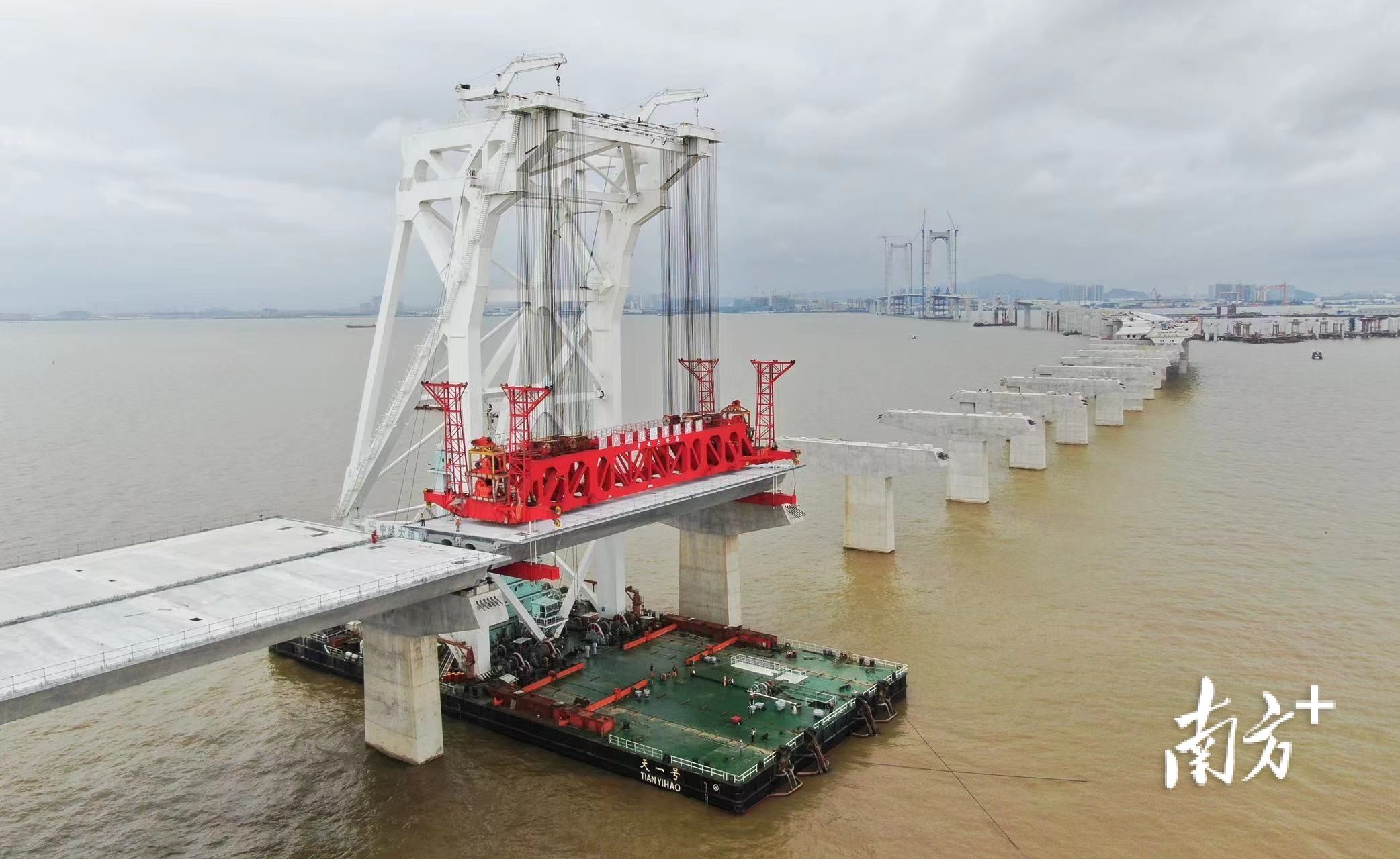 施工现场。 南方+ 叶志文 拍摄