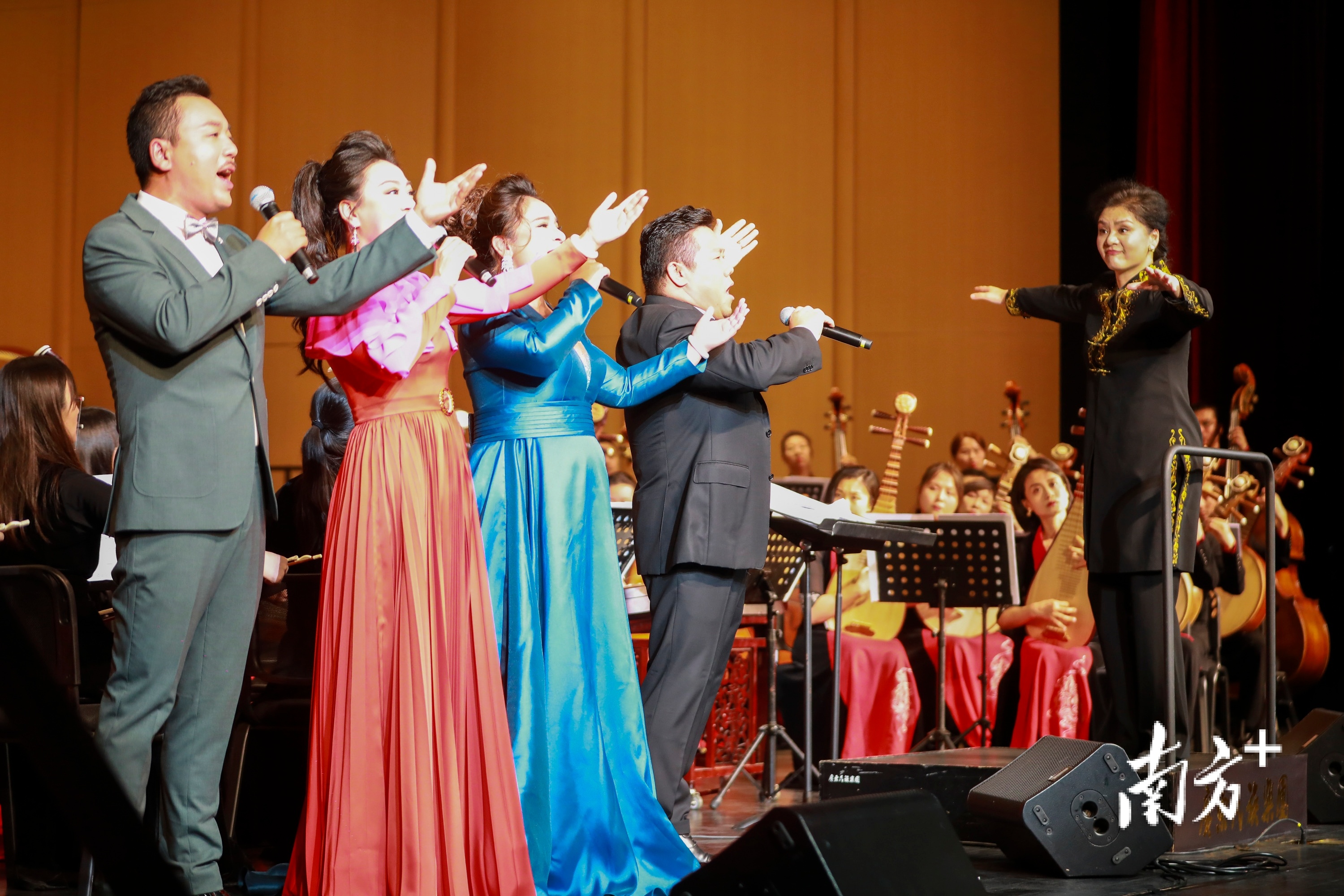 8 南方+ 孙俊杰 拍摄