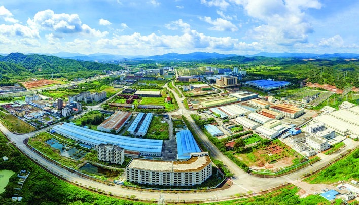 ▲龙门县大健康产业园逐步形成“4+N”产业体系，打造智能化、信息化与工业化深度融合的工业发展新格局。 