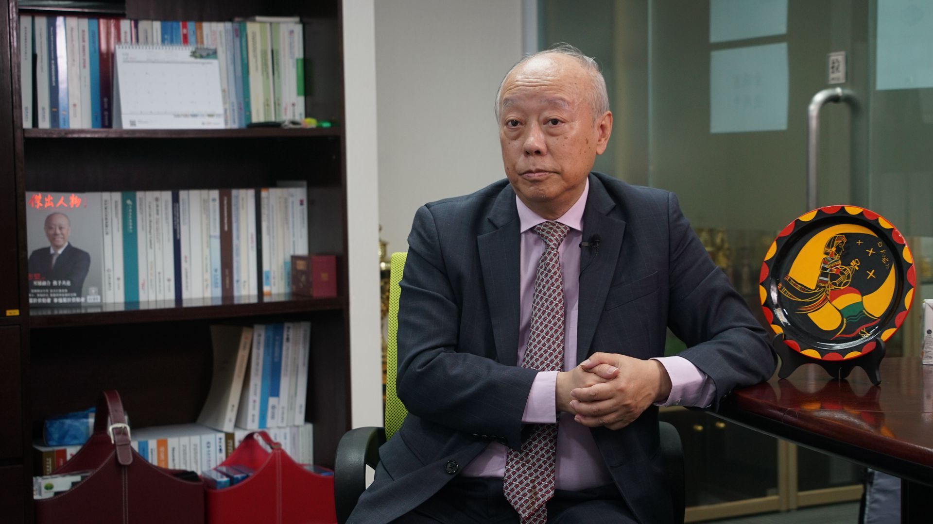 港故事·1998】时任中银国际证券总经理冯志坚讲述香港迎战亚洲金融风暴_南方plus_南方+