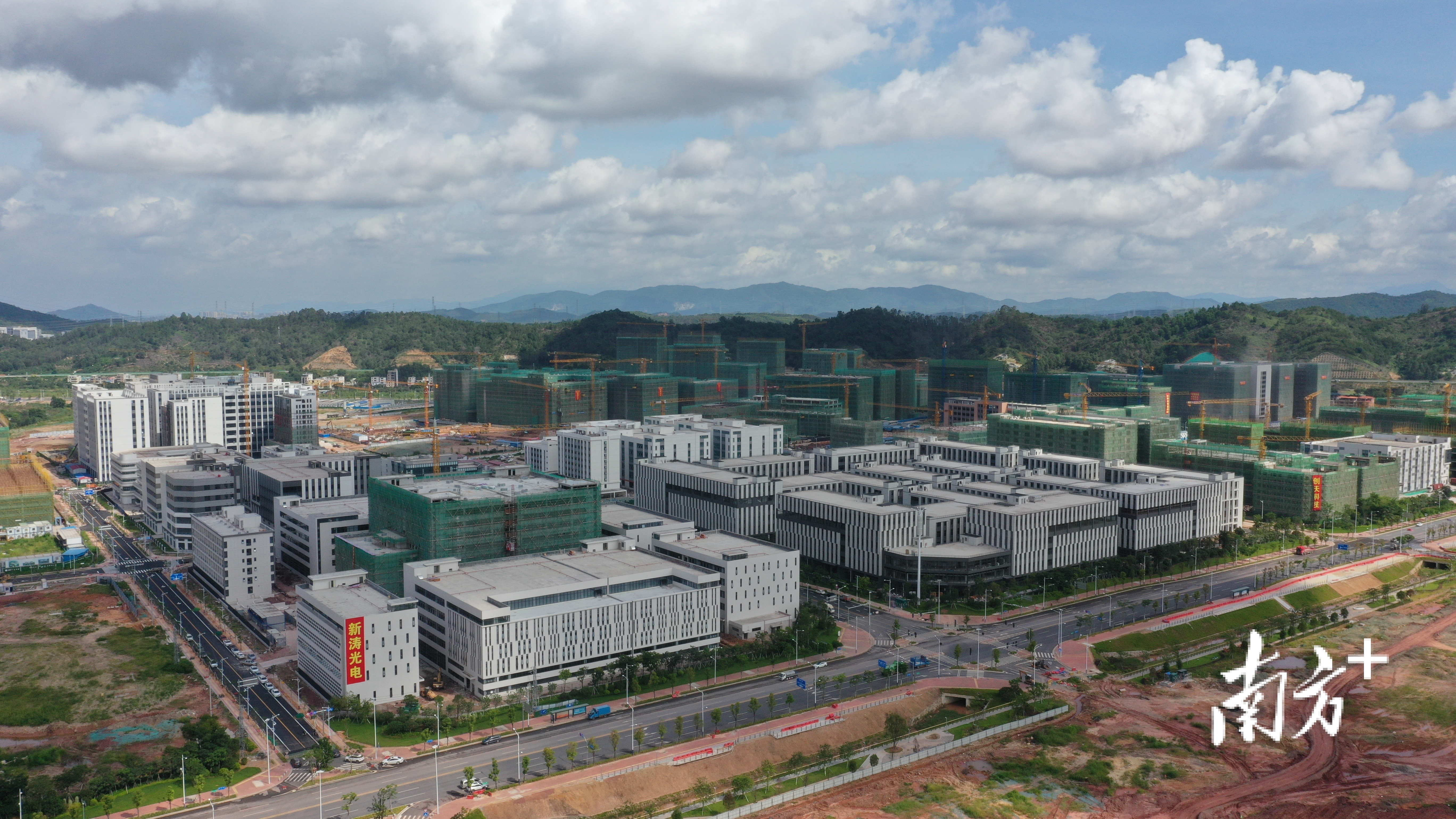    南方+ 梁维春 拍摄