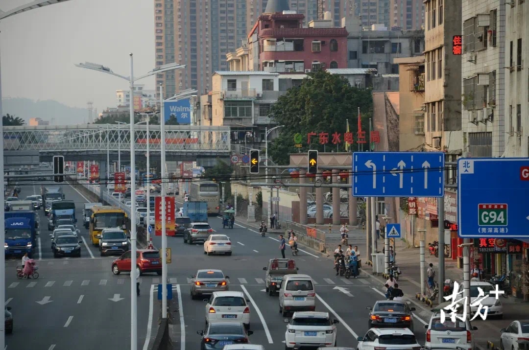 近日，东莞市公共资源交易网发布了《塘厦大道安全隐患治理工程设计施工总承包》的公告。