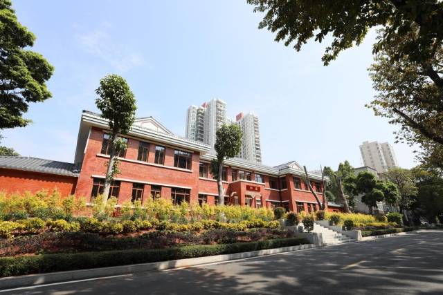 经颅磁治疗怎么样经颅重复磁刺激联合神经修复治疗脑梗死偏瘫效果明显_https://www.jmylbn.com_新闻资讯_第8张