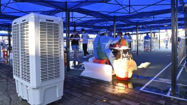 图集｜无惧“烤”验！致敬翠亨新区“红马甲”“大白”与“小蓝”