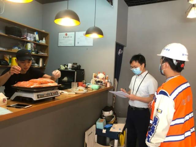商家少跑腿！横岗街道推出政务“到店办” 服务