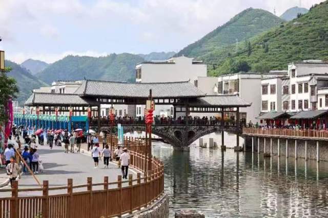 “中国李乡·山水双合”：凝聚乡土精气神
