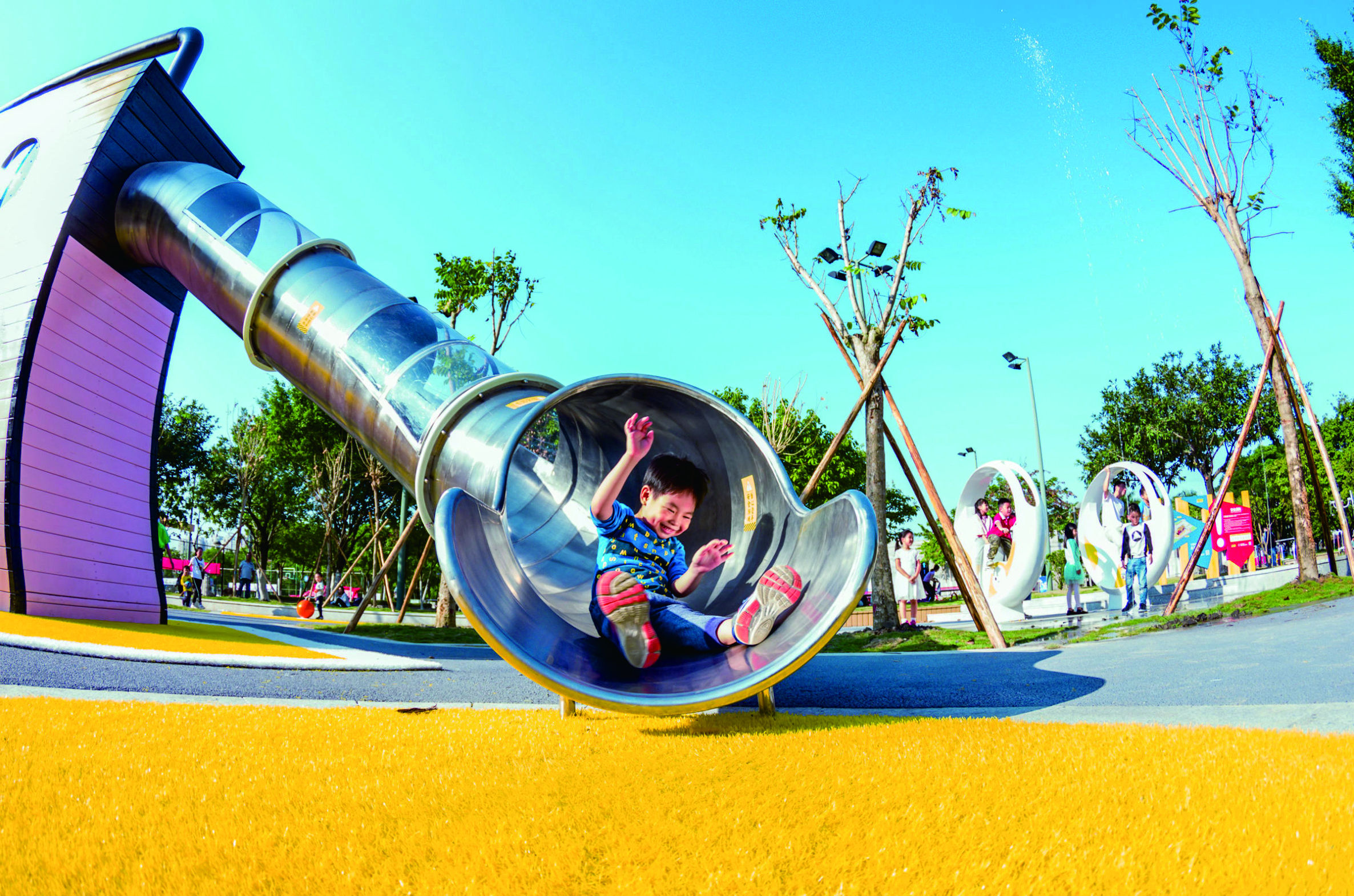 对佛山来说，要吸引各类人才特别是高端人才，一个重要的“砝码”是具备适宜人才子女成长的条件。资料图片