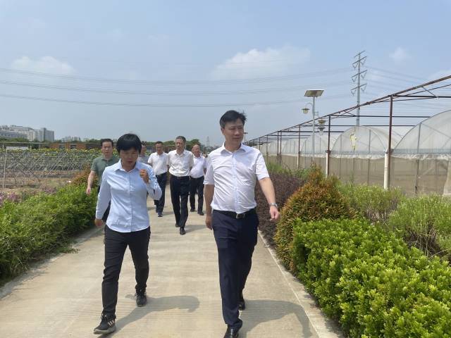 汕头市人大常委会副主任一行调研和利农院企合作情况