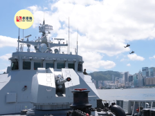 东方之珠，有我守护！驻港部队“八一”前夕组织第二季度联合海空巡逻