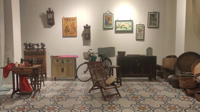 献血屋怎么开小城大爱！城区新城中学这位老师无偿献血65次，还自费开了家公益书屋_https://www.jmylbn.com_新闻资讯_第6张