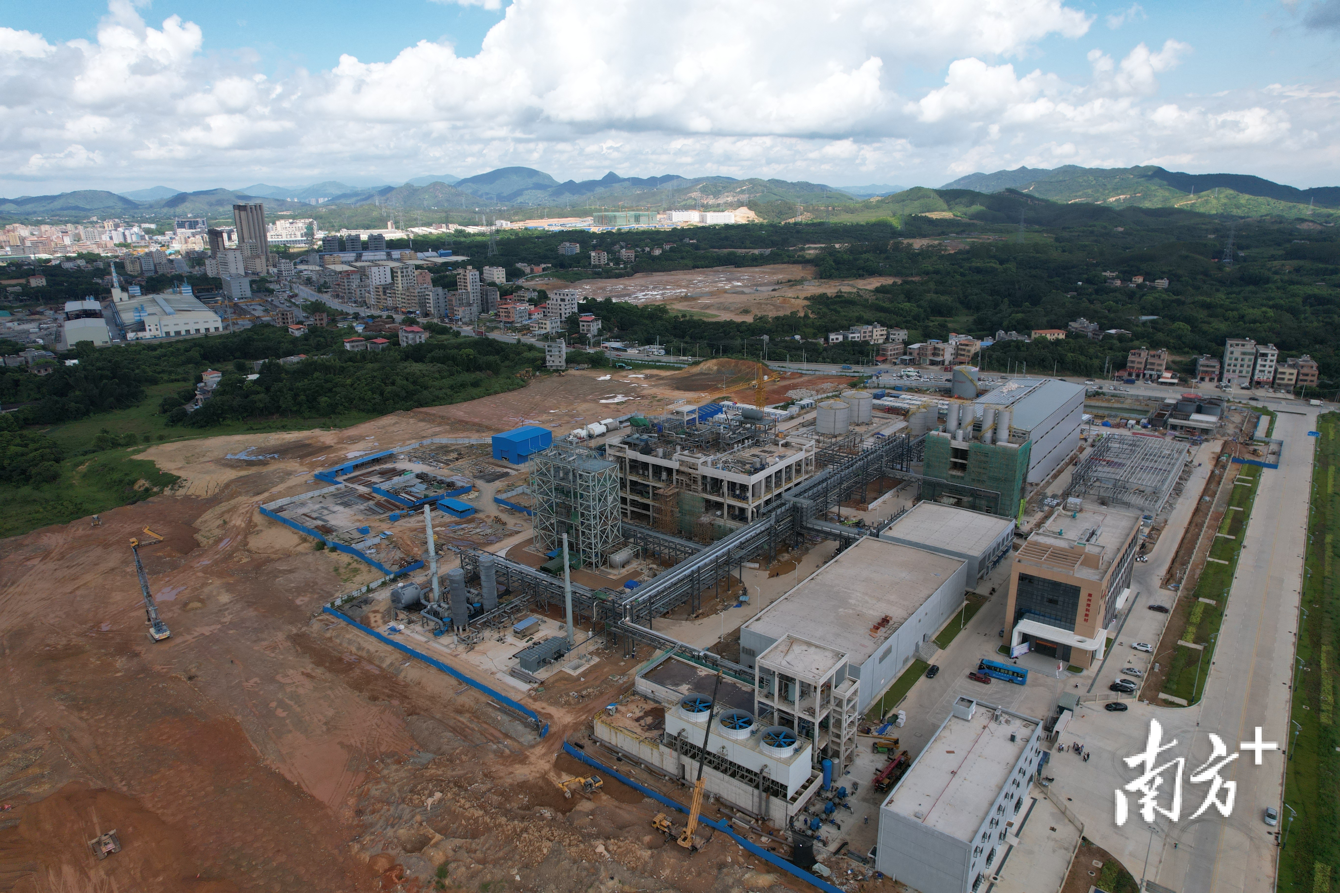 南方+ 王昌辉 拍摄