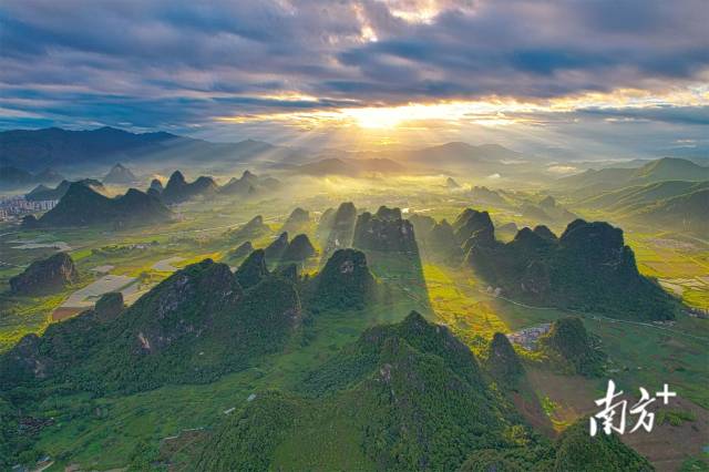 南方拍客看广东山川晴好霞光溢彩