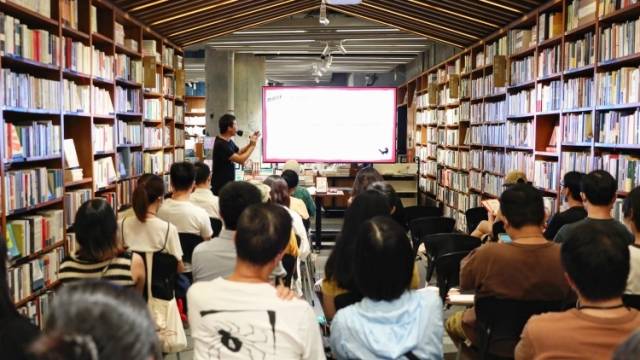 这本推理小说“解压不烧脑”，《周四推理俱乐部》亮相南国书香节