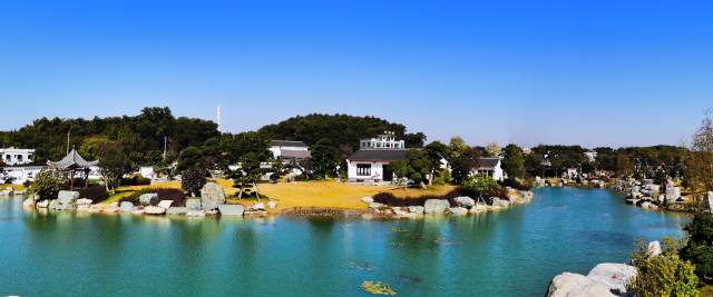 广州市花都区“花漾年华”乡村振兴示范带沿线的赤坭镇竹洞村。 广州市花都区“花漾年华”乡村振兴示范带沿线的赤坭镇竹洞村。