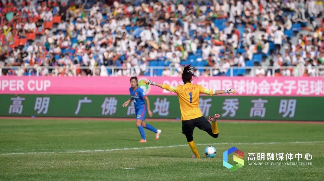 谭杰才 摄
