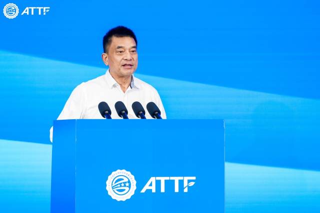 新希望集团董事长刘永好 新希望集团董事长刘永好