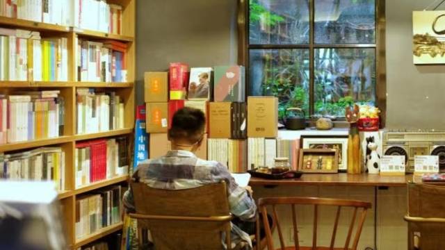 “流动”的书香盛宴！超2000家新型阅读空间遍布全省城乡