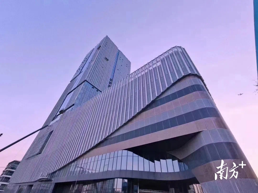 超甲级写字楼。