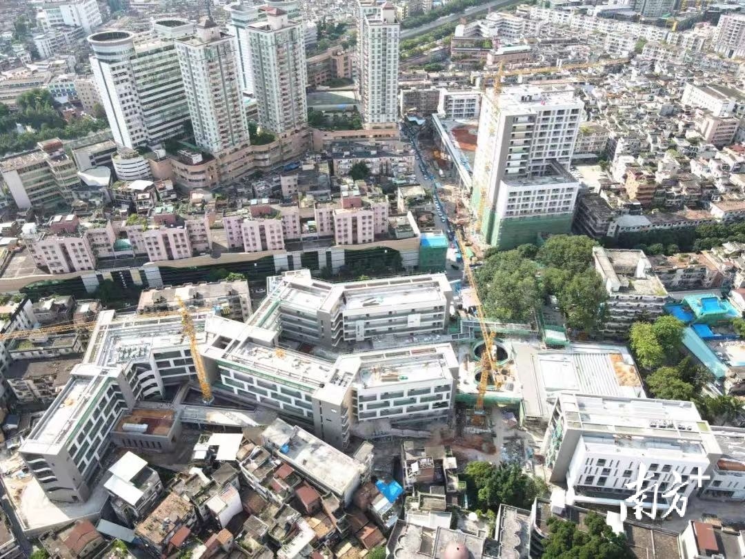 今年投入使用的东莞中学初中校区
