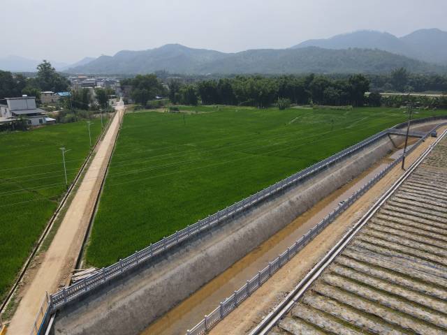 乌石岗村航拍图 乌石岗村航拍图