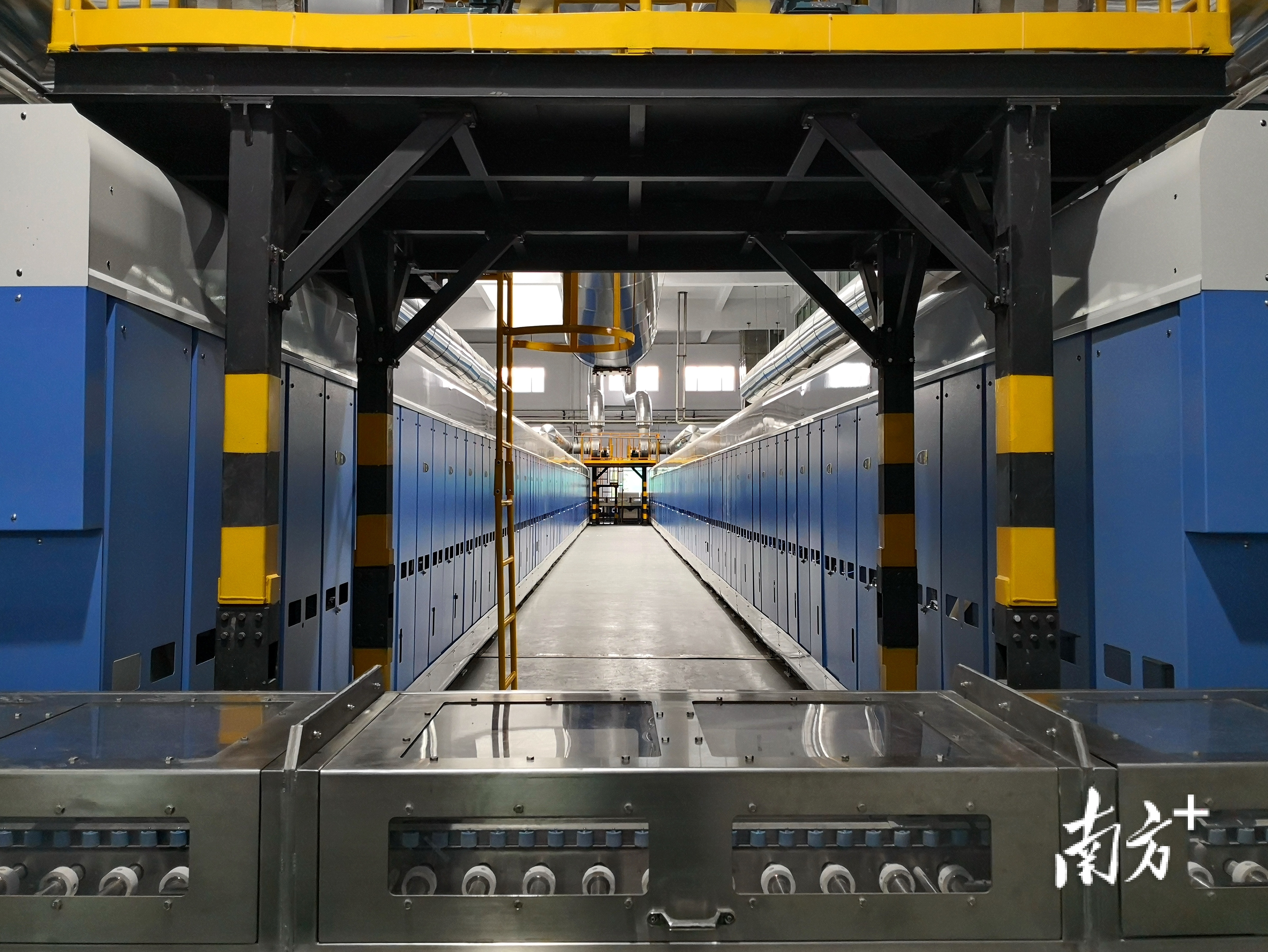 中鹏新能的锂电池窑炉。 受访单位供图