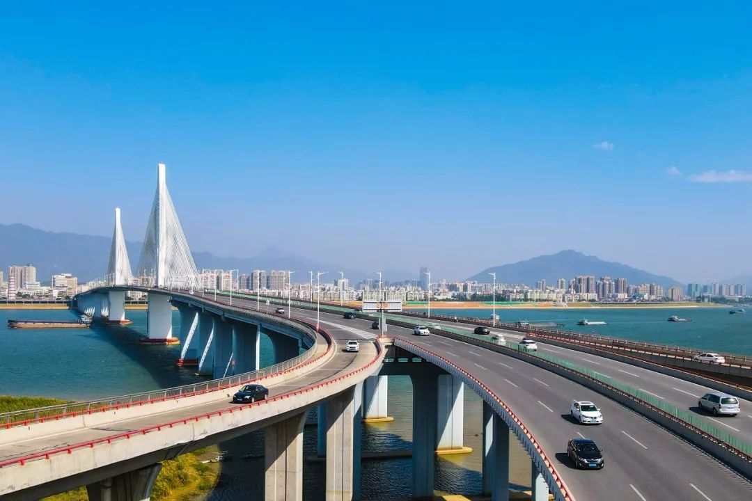 肖志君 摄 肖志君 摄