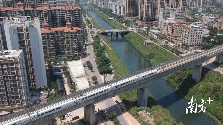 南方+ 陈仕亮 拍摄