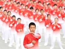 强国复兴有我！pick你最爱的照片，为平凡英雄点赞