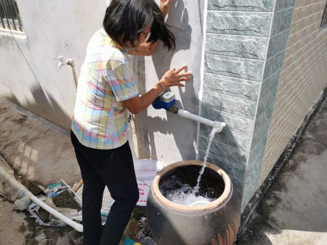 廉江市车板镇大贵庙村珠江自然村的农户用上了自来水 廉江市车板镇大贵庙村珠江自然村的农户用上了自来水