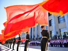 新时代十年伟大变革，为青年发展擘画更加光明的未来