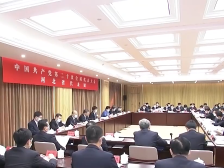 二十大代表分组讨论习近平同志所作的报告