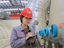 侯金彦代表：甘当落实国家能源战略的“螺丝钉”