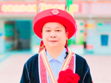 盘金生代表：用乡亲满意教育改变瑶乡面貌