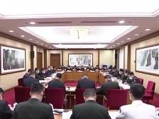 解放军和武警部队代表团继续讨论二十大报告