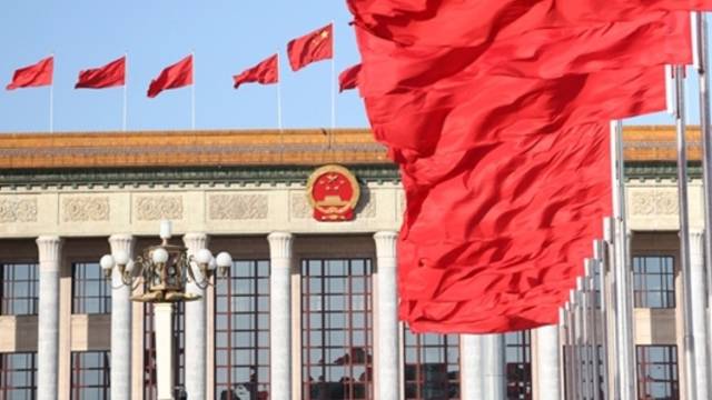 广东省代表团热议：始终坚持“五个必由之路”，以实干业绩不负时代不负人民