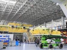 珠海“鲲龙”AG600装配现场：努力解决更多“卡脖子”问题