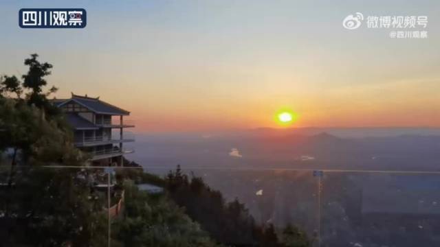 别错过！四川泸州秋日壮观云海