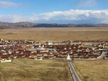 埋头苦干，用新的伟大奋斗创造新的伟业——来自基层蹲点现场的报道