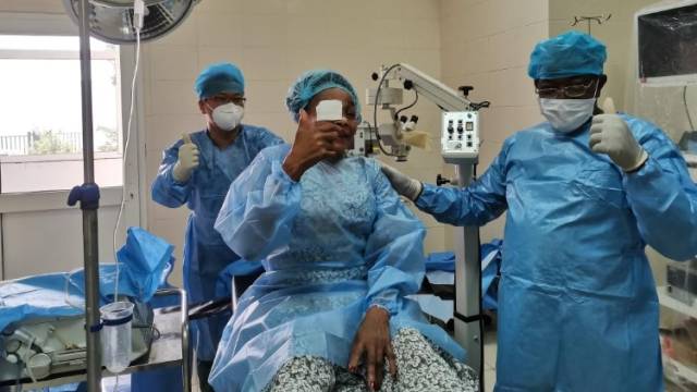 援非日记|重见光明的那一刻，他们笑了