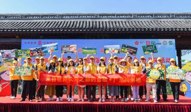 56万吨梅州金柚上市即大卖，果农说“硬橙”！