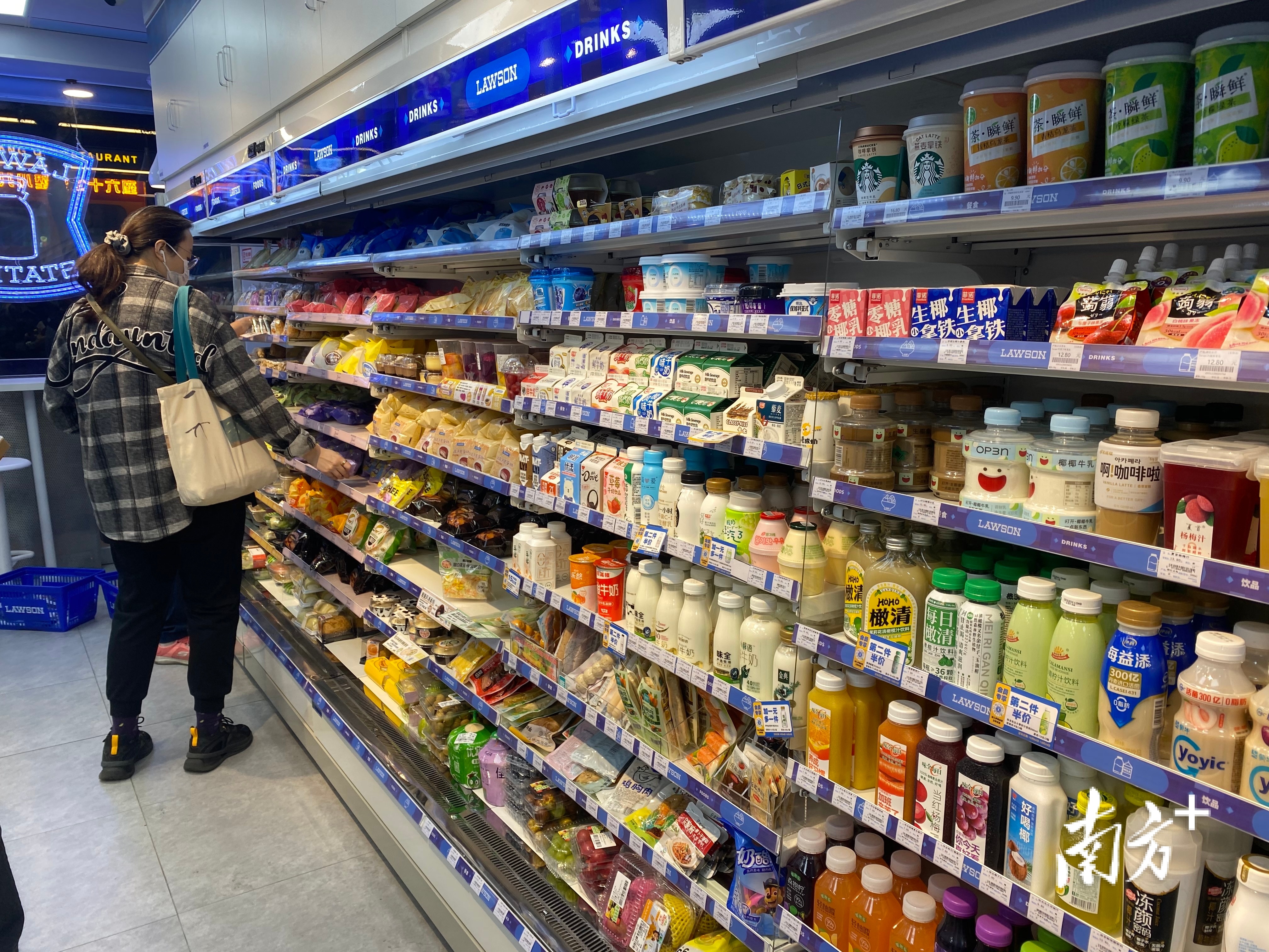 南方+ 洪钰敏 拍摄