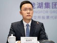 地产“创一代”退隐江湖，接班人难题如何解决？|深读