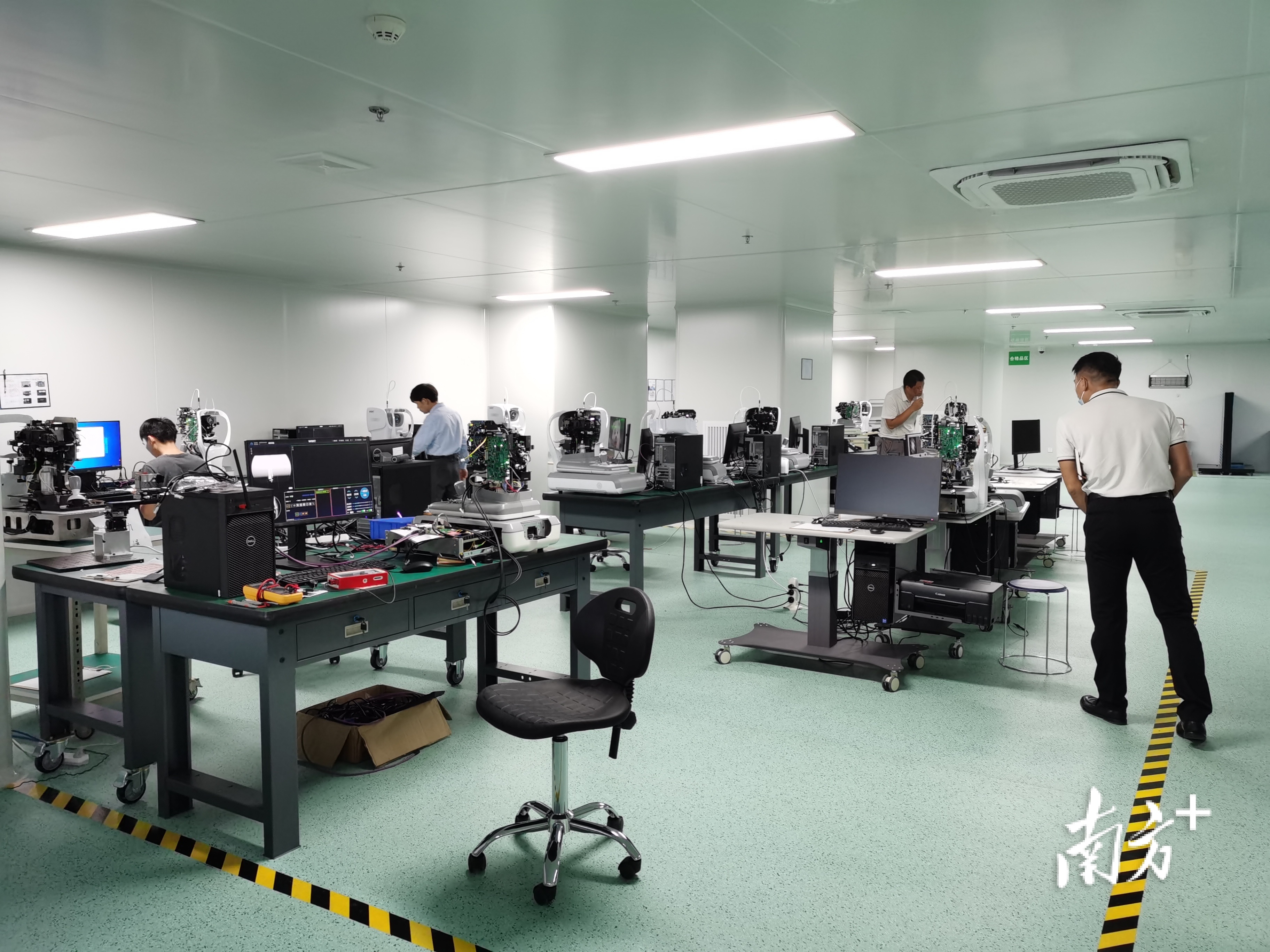 广东唯仁医疗科技有限公司专注于高端眼科光学医疗设备的研发与生产。罗湛贤 摄 广东唯仁医疗科技有限公司专注于高端眼科光学医疗设备的研发与生产。罗湛贤 摄