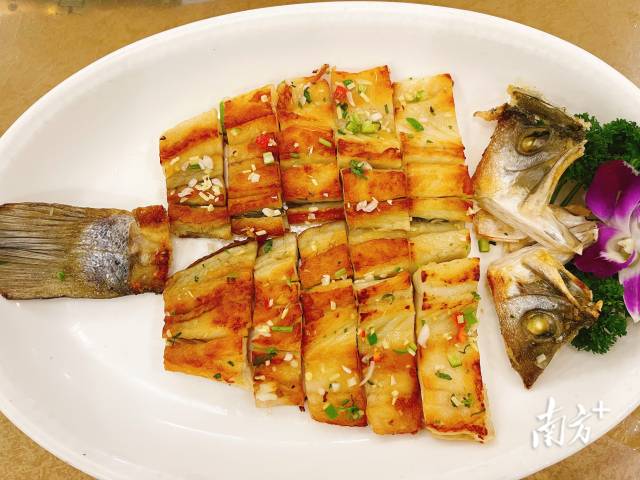 香煎白蕉海鲈